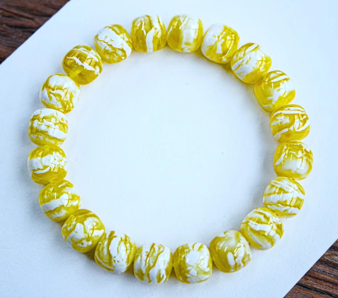 同料11mm俄料金瓷白千层老型手串,颗颗虎皮顺纹,重16.49克