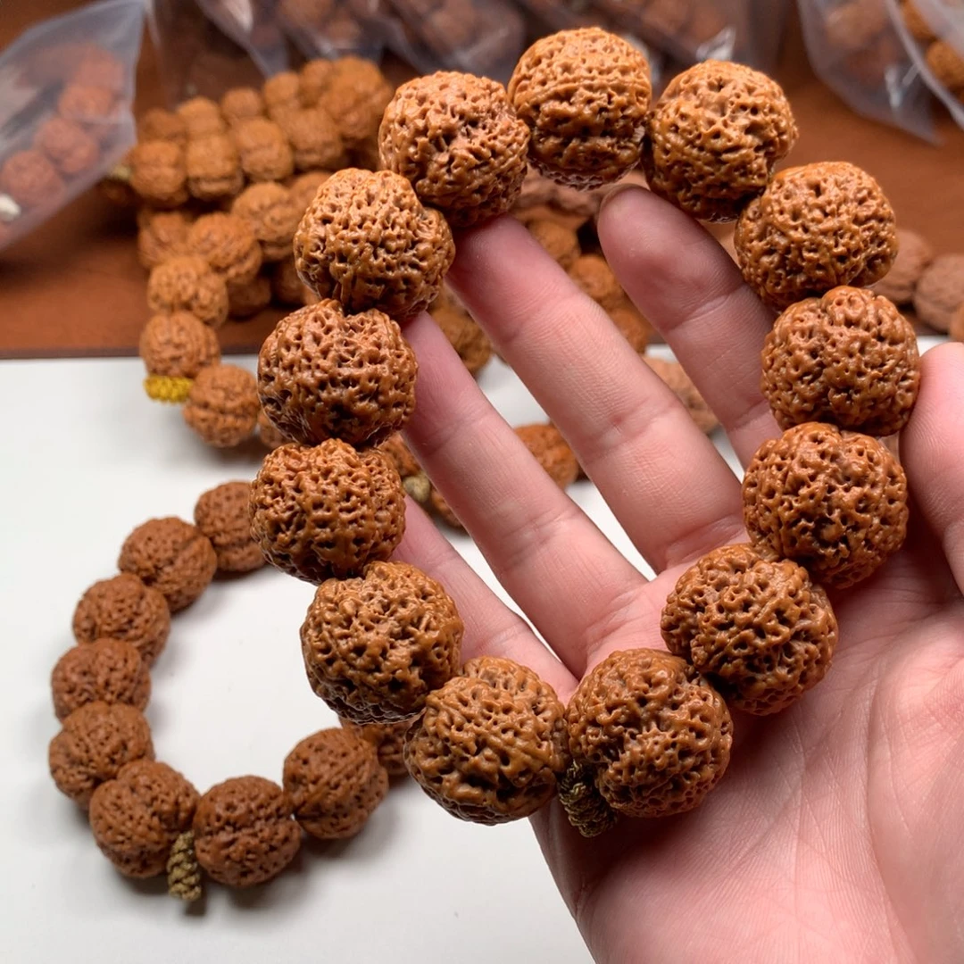 谢***人手串金刚菩提26梁蜂王
