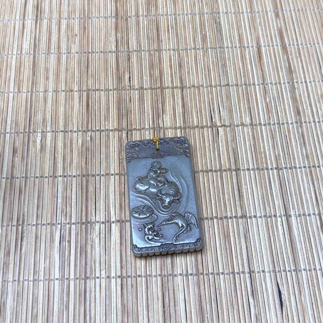 未镶嵌和田玉挂件