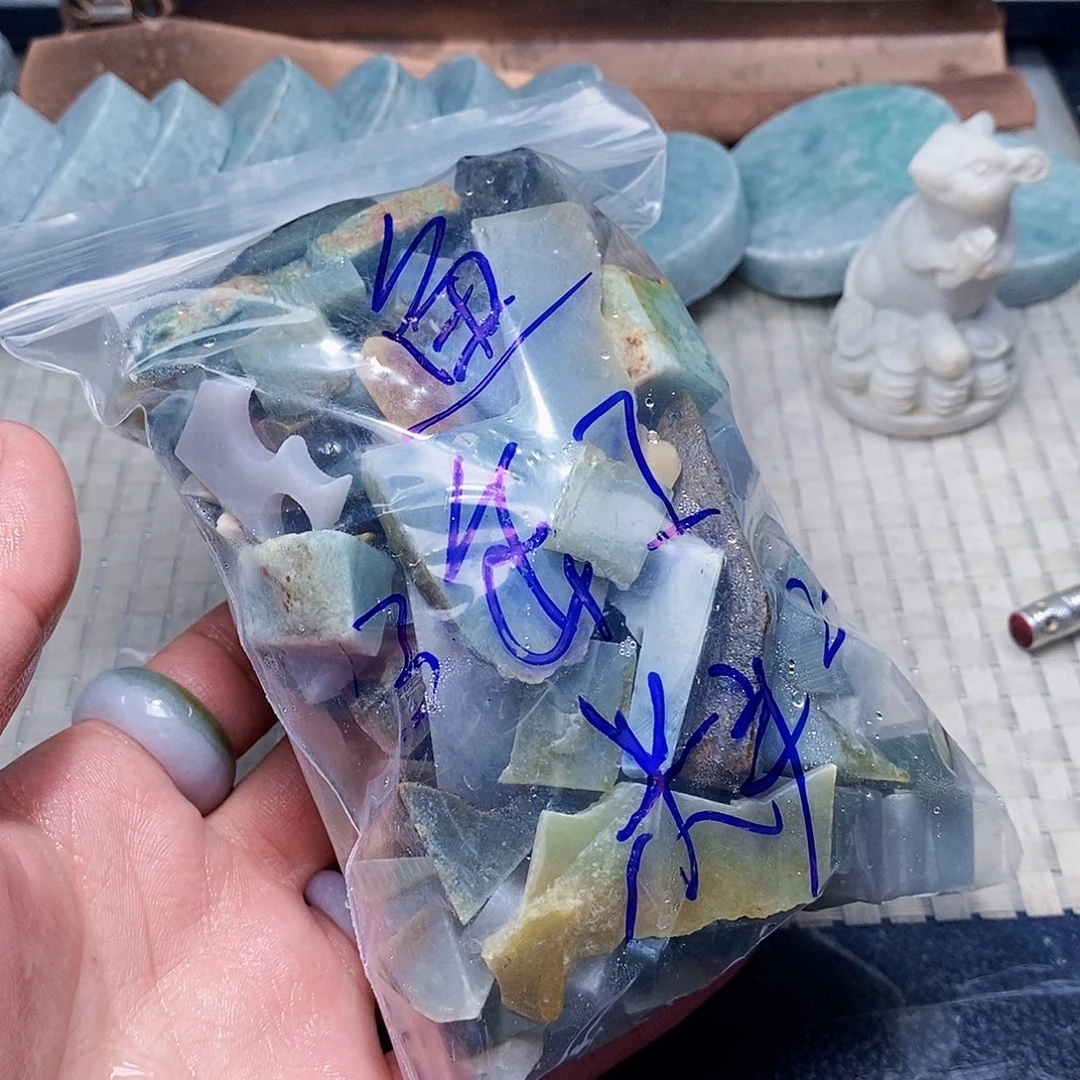 翡翠未镶嵌颈饰588