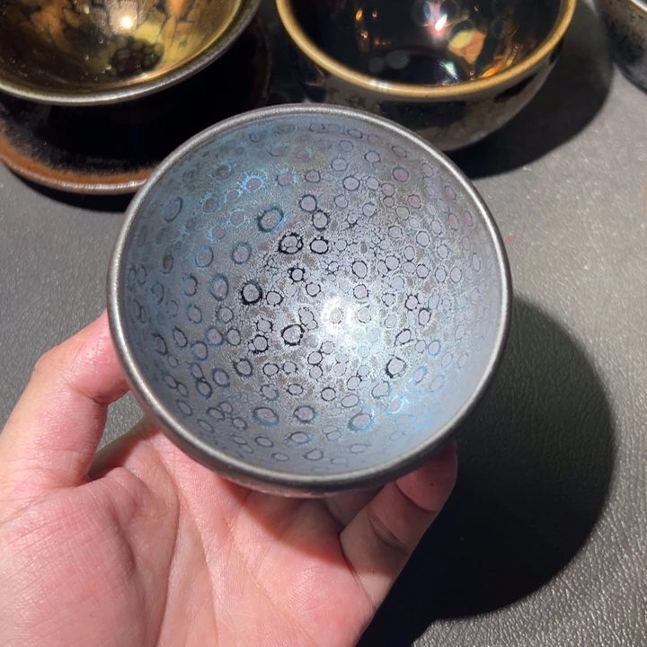 茶盏好想和她谈心聊天