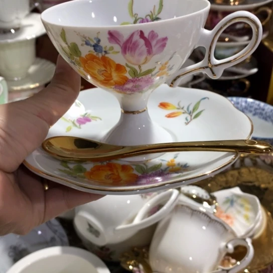 瓷片陶瓷杯碟勺子180毫升