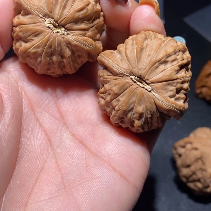 E***l吊坠文玩核桃铁锤