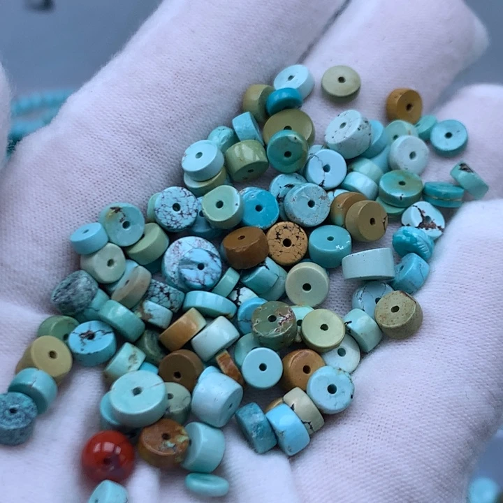 南红玛瑙未镶嵌珠宝奇石