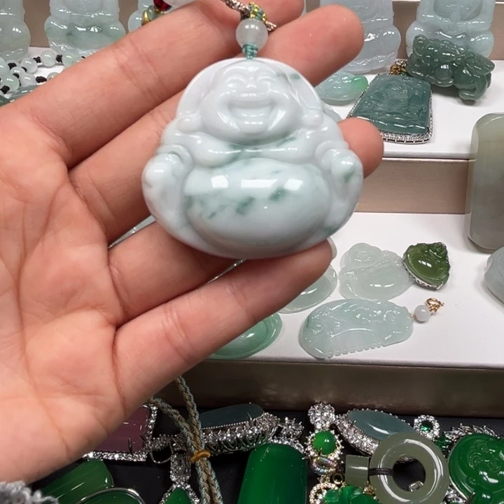 翡翠未镶嵌颈饰翡翠佛公吊坠