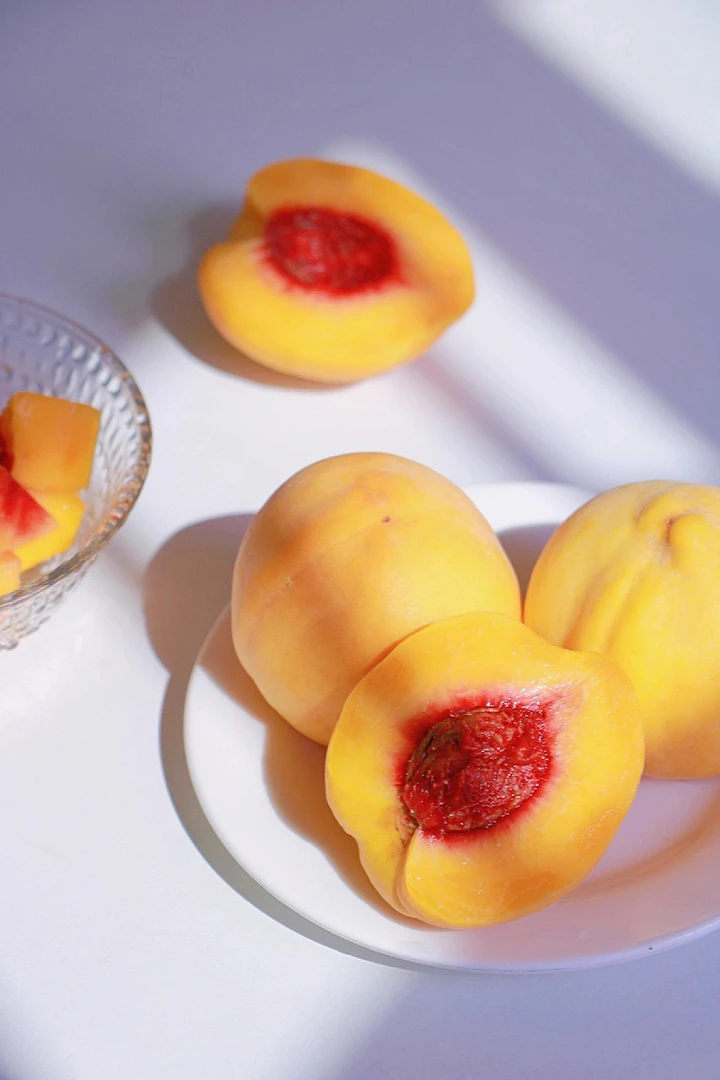 新鲜应季时令孕妇水果现摘现发大黄桃香甜爆汁坏果包赔锦绣黄桃