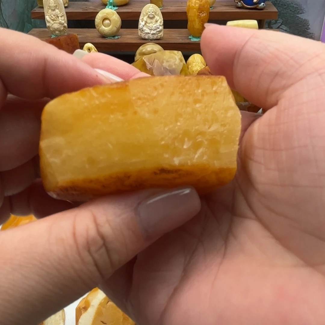 网***！定制琥珀未镶嵌蜜蜡