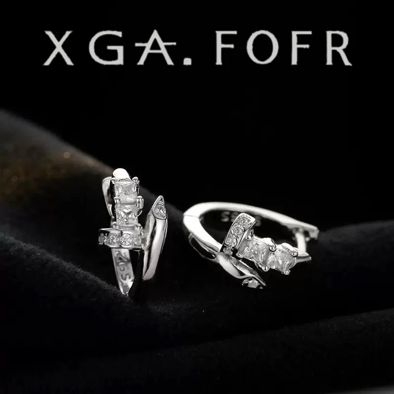 925银合成锆石耳饰 S925银针王嘉尔同款美式钉子耳钉嘻哈小众轻奢