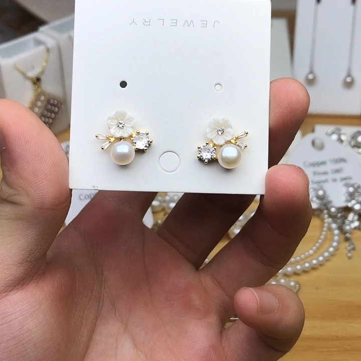 银S925镶嵌淡水珍珠耳饰