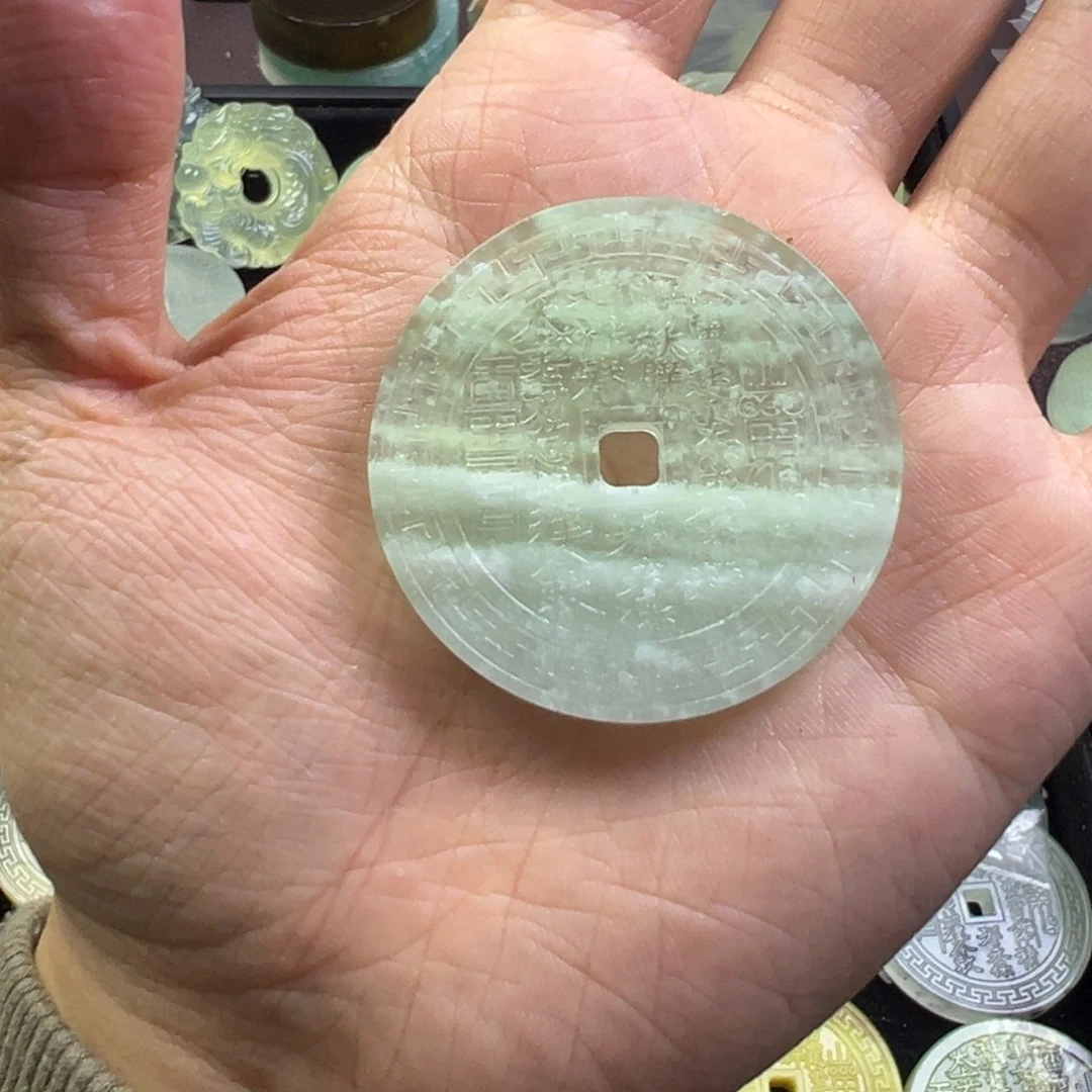 (***ﾉ蛇纹石玉未镶嵌颈饰