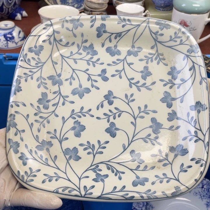 他家瓷器真美…开播了