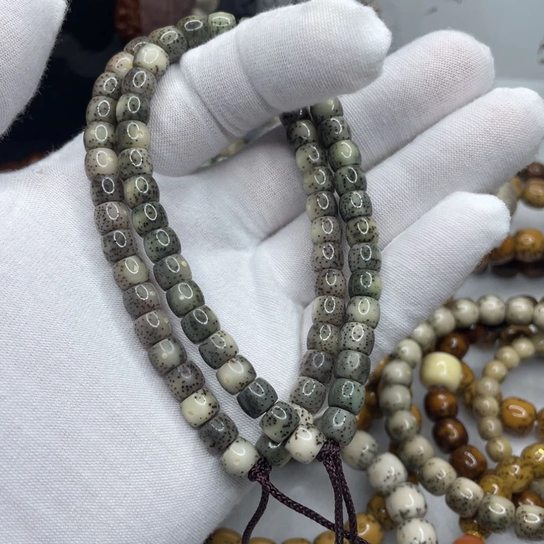 星月菩提手串特价7手持玉化
