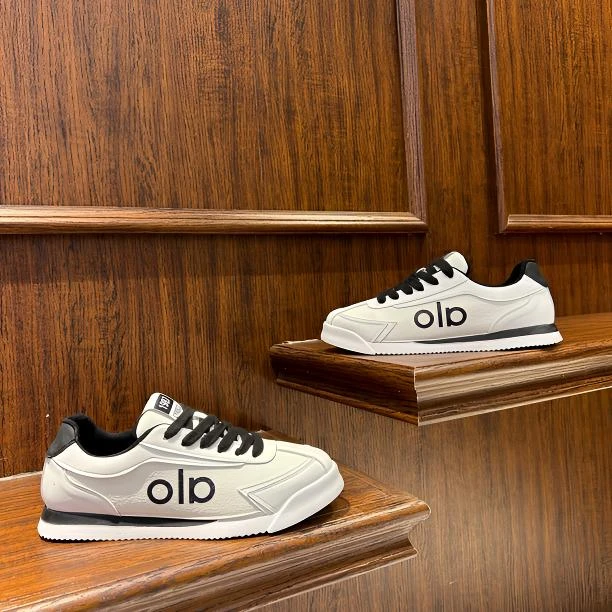 【文麒潮鞋】秋季新款男鞋皮面百搭韩版时尚潮流简约拼色男士休闲鞋