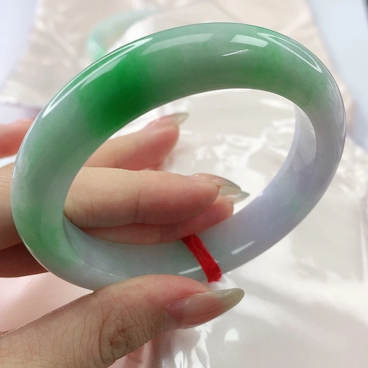 未镶嵌手镯翡翠，147