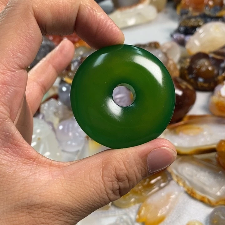 玛瑙/玉髓颈饰未镶嵌