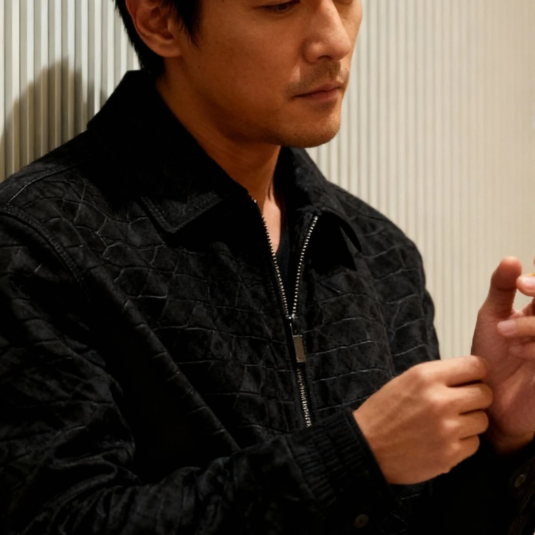 The VIRAAG〔黑伯爵〕 TF 25季黑色鳄鱼纹反绒皮小山羊皮白鹅绒8640