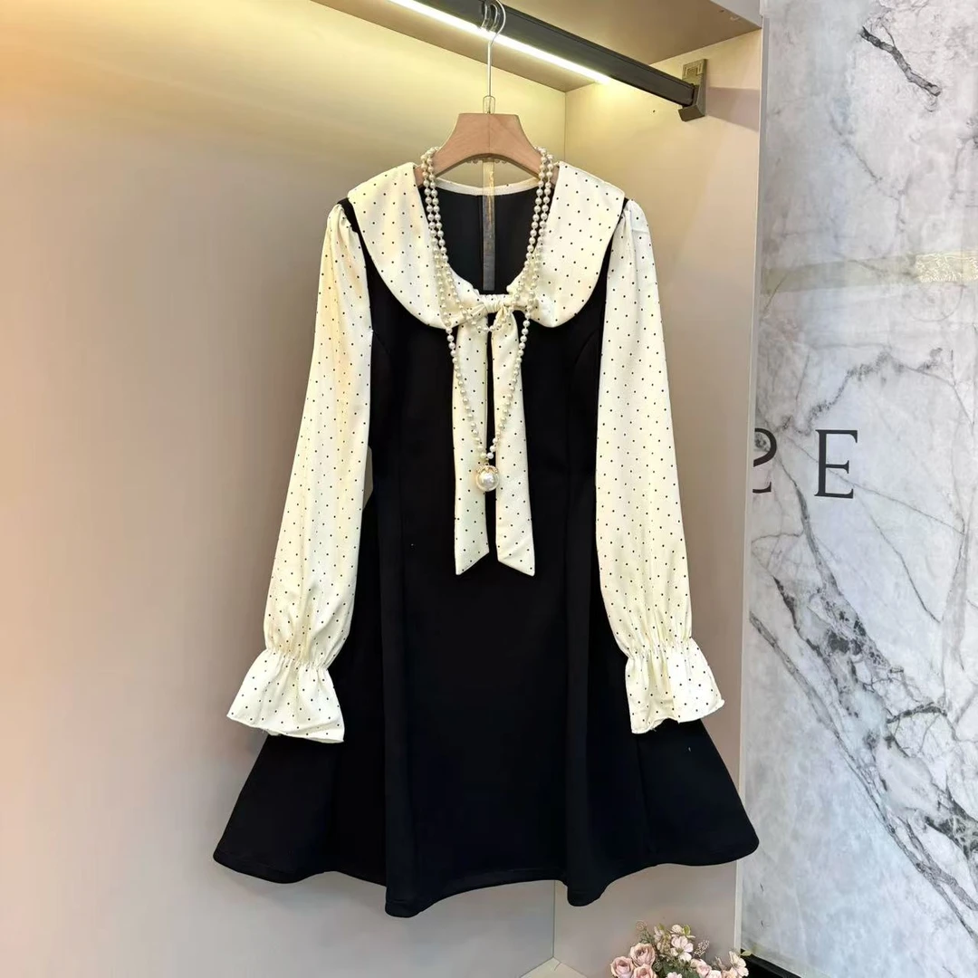 2025新款时尚洋气波点绝美优雅喇叭袖显瘦藏肉收腰连衣裙1108