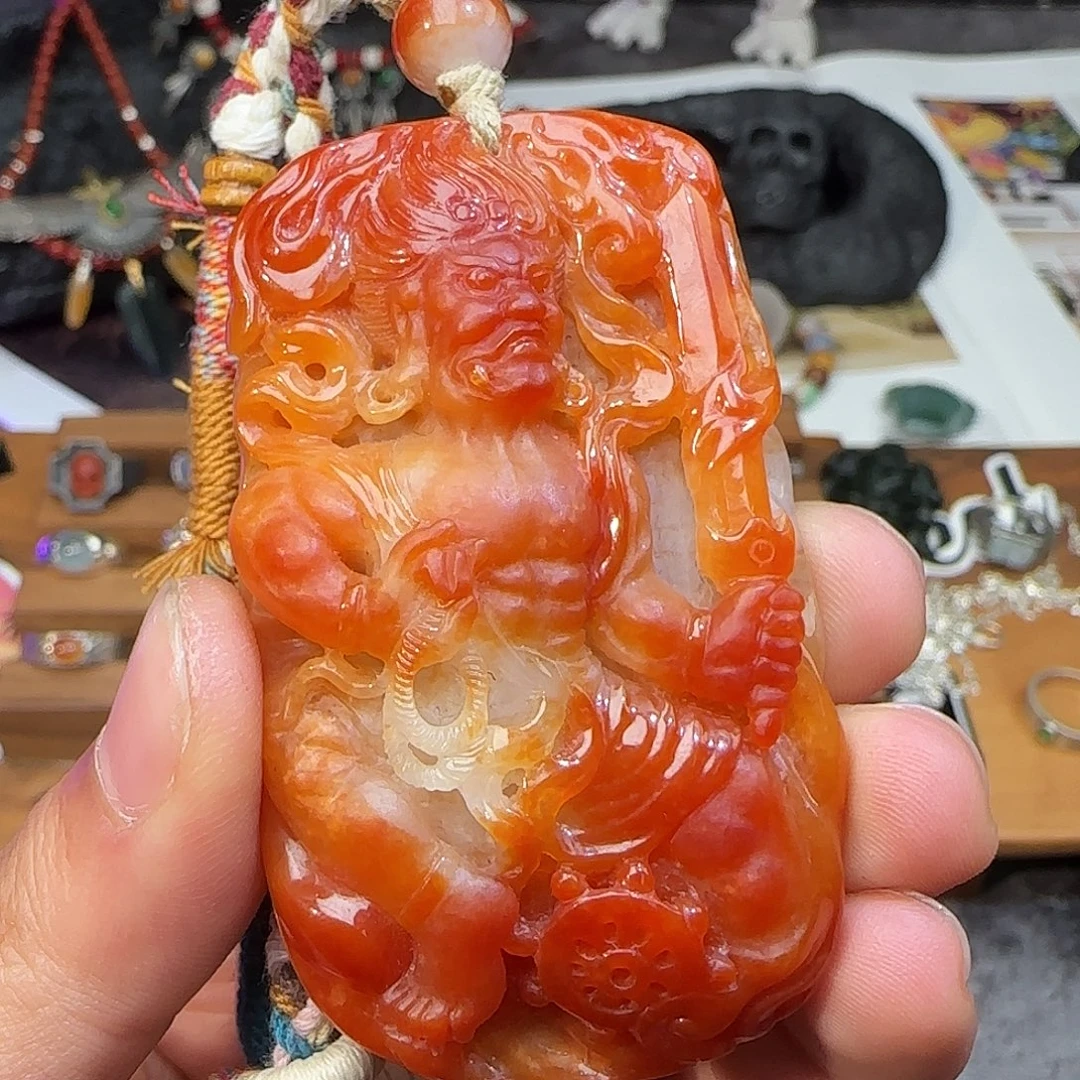 荷***清翡翠未镶嵌颈饰klll