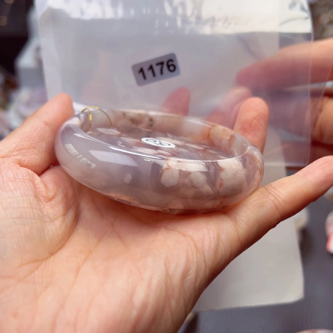 玛瑙/玉髓手镯未镶嵌雨*