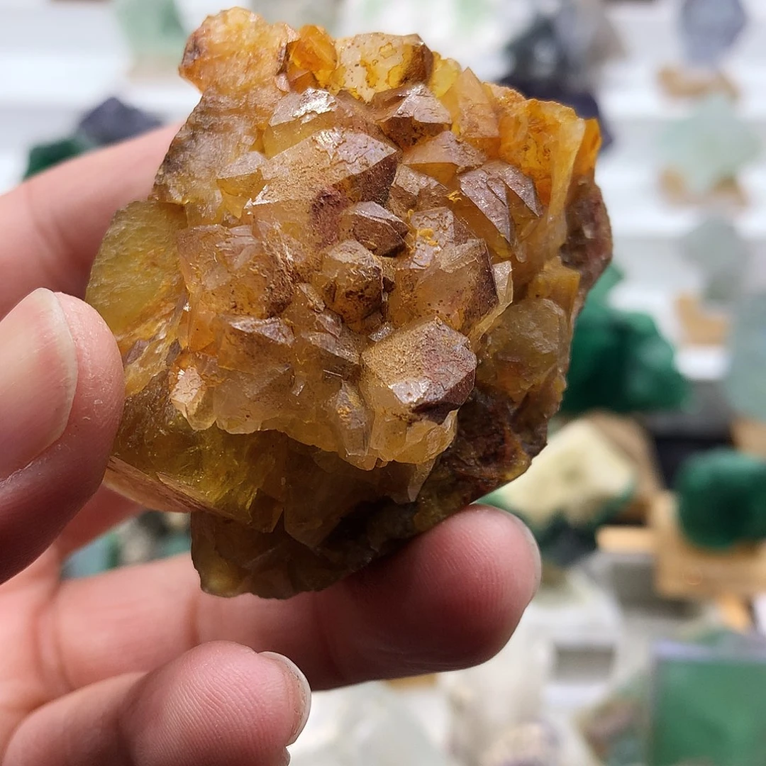 石材摩洛哥黄水晶萤石共生