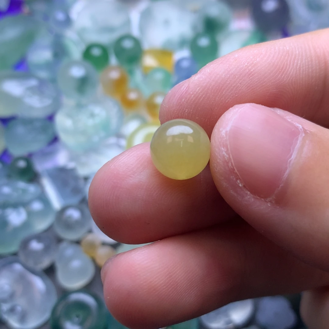 定制翡翠未镶嵌珠子