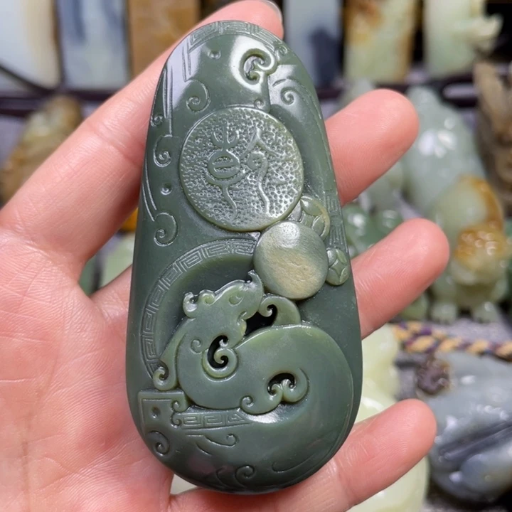 未镶嵌和田玉挂件