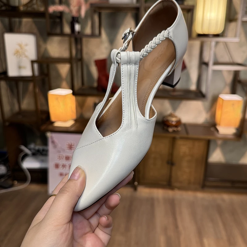 半坊手工女鞋|34-40|4cm|夏季新款尖头粗跟中空玛丽珍凉鞋