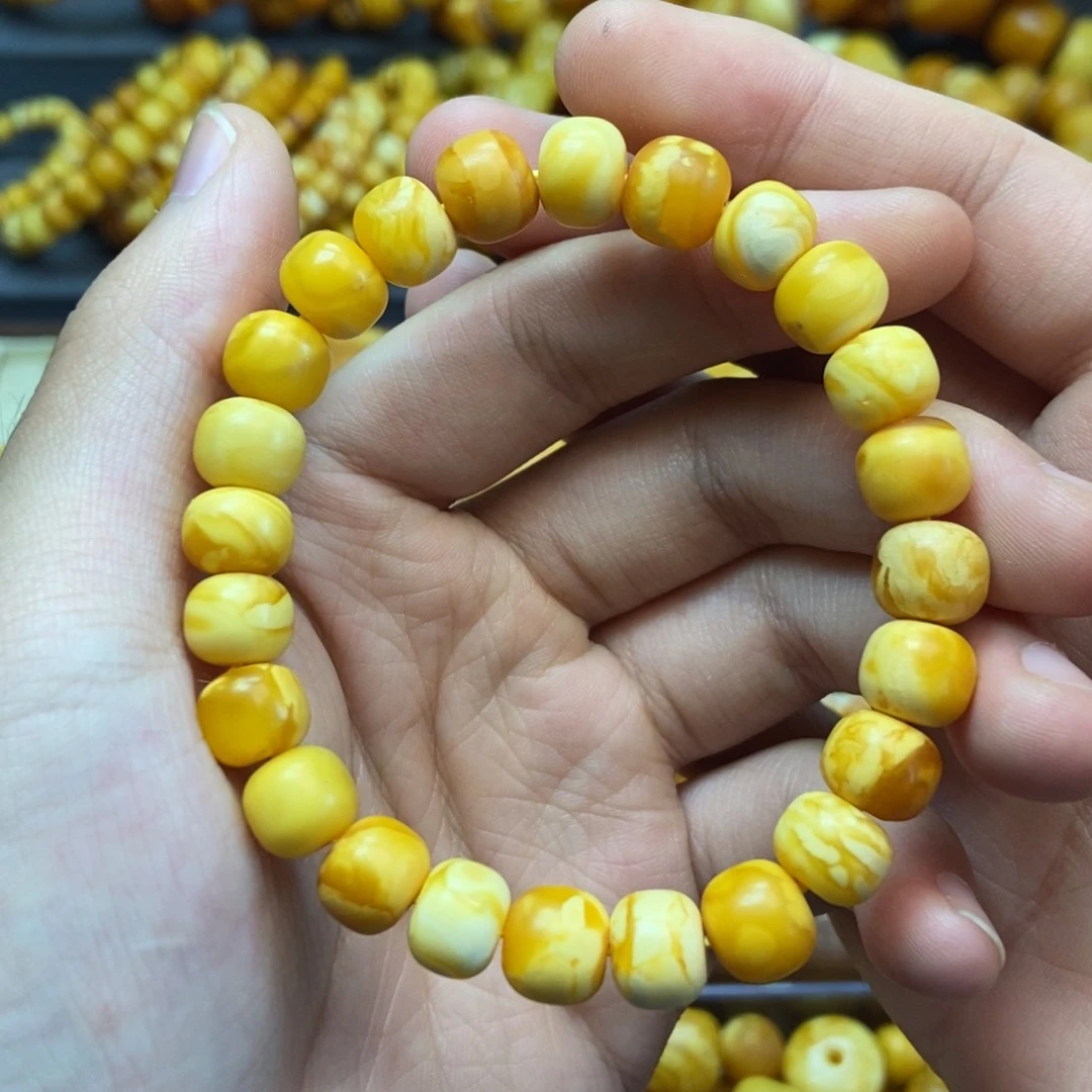 蜜蜡未镶嵌珠宝奇石