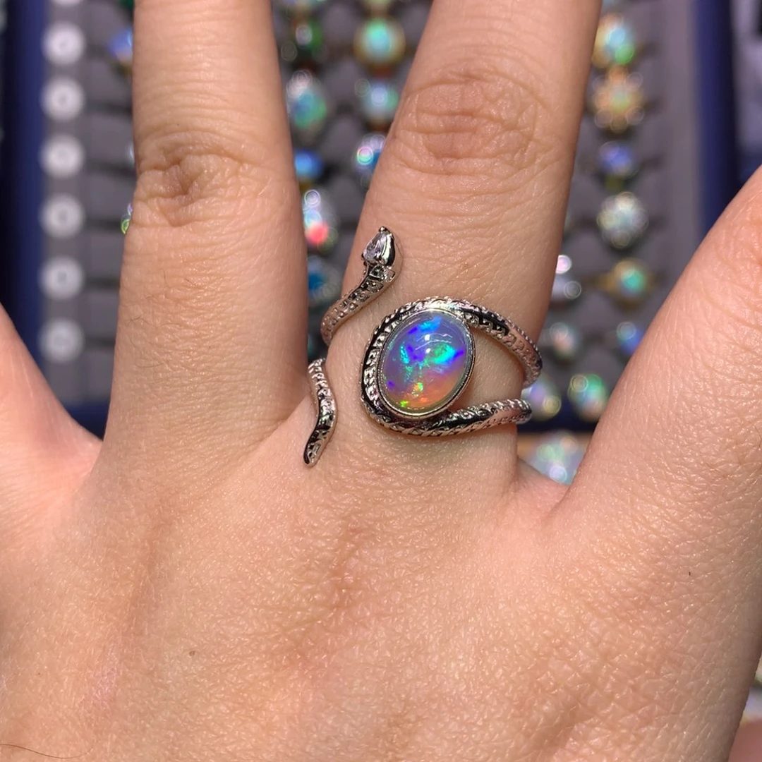 银S925镶嵌欧泊戒指