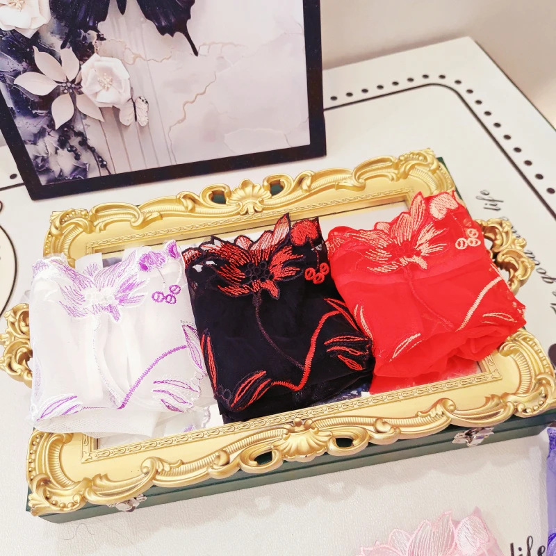 2025新品大码胖MM高颜刺绣内裤中腰透气纯欲火辣性感三角裤女大码