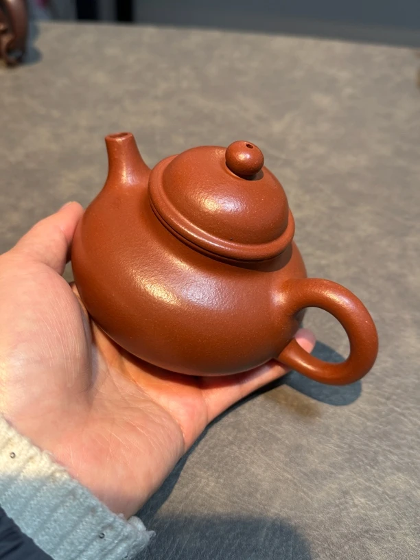宜兴紫砂原矿生砂朱泥半手工容天230cc左右微瑕