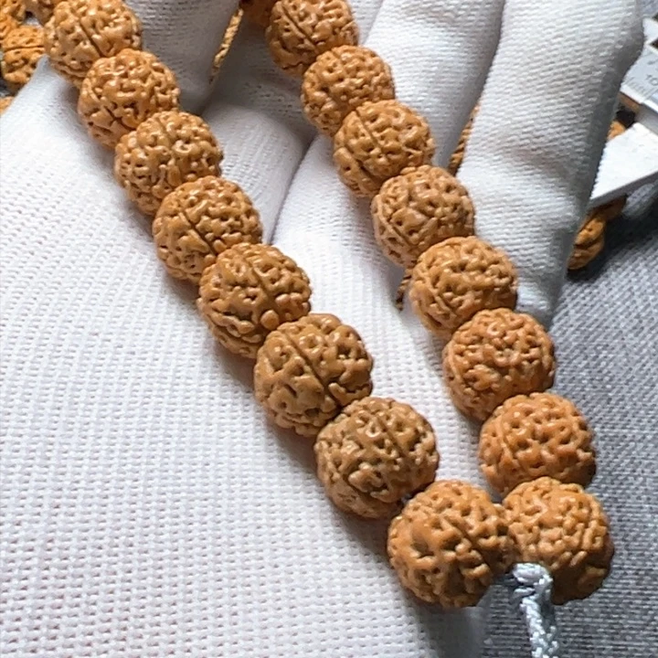 金刚菩提吊坠阿*?兴哥