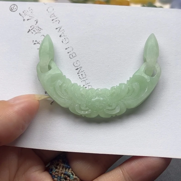 脾***宝未镶嵌定制翡翠翡翠