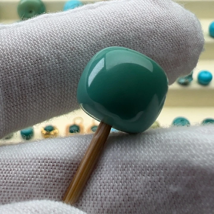 绿松石未镶嵌珠宝奇石13.1