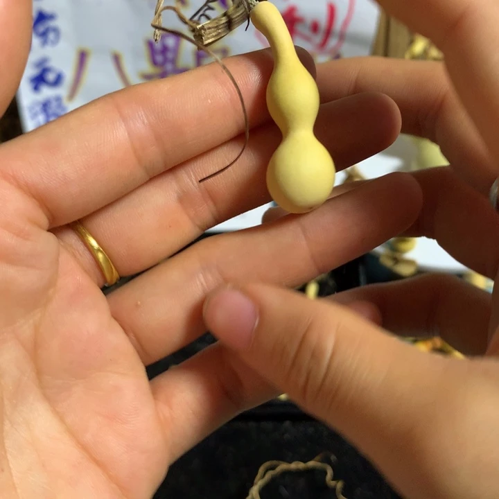 玥***.秒怕秒退拉黑！打孔不退不换！