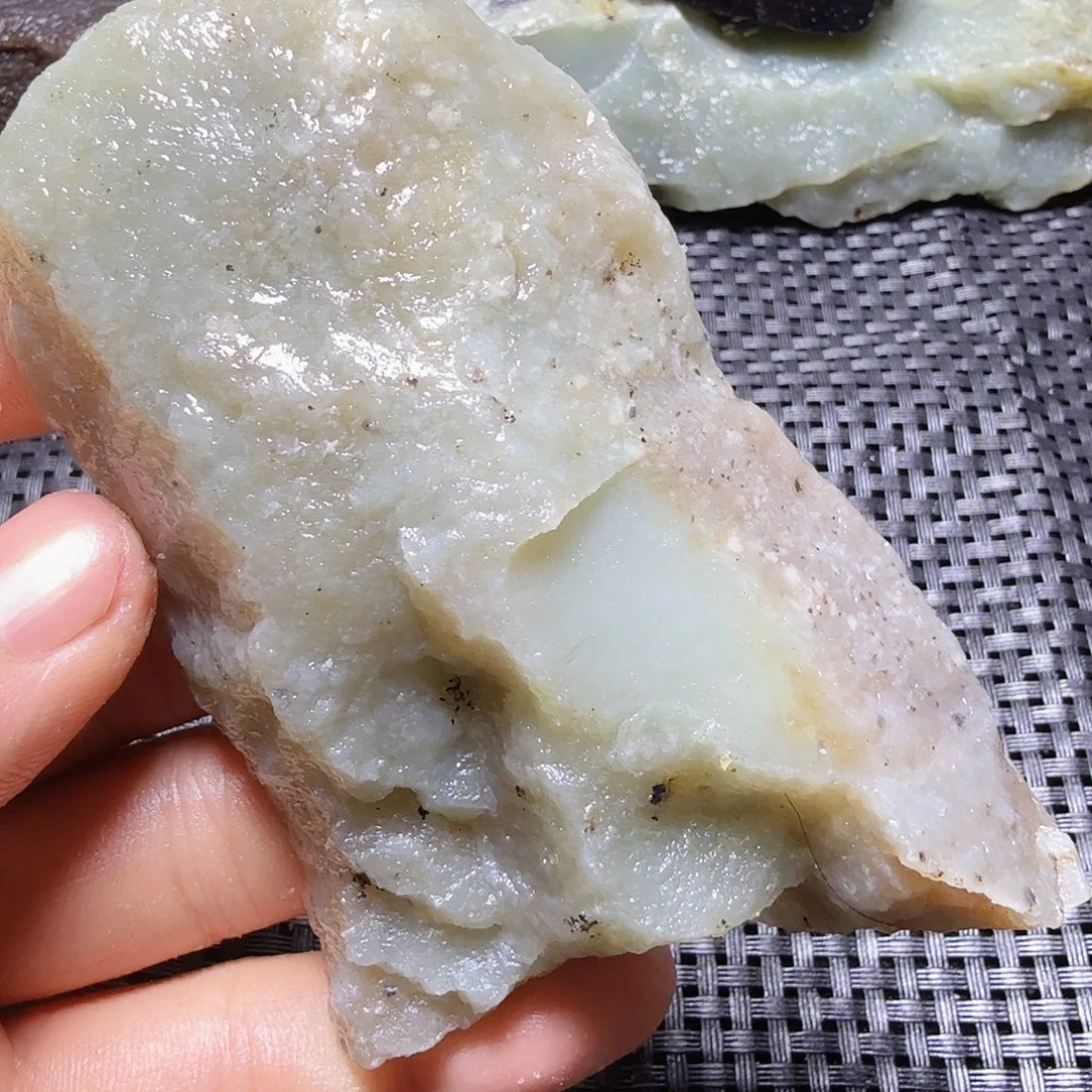 和田玉（糖玉）未镶嵌珠宝半成品