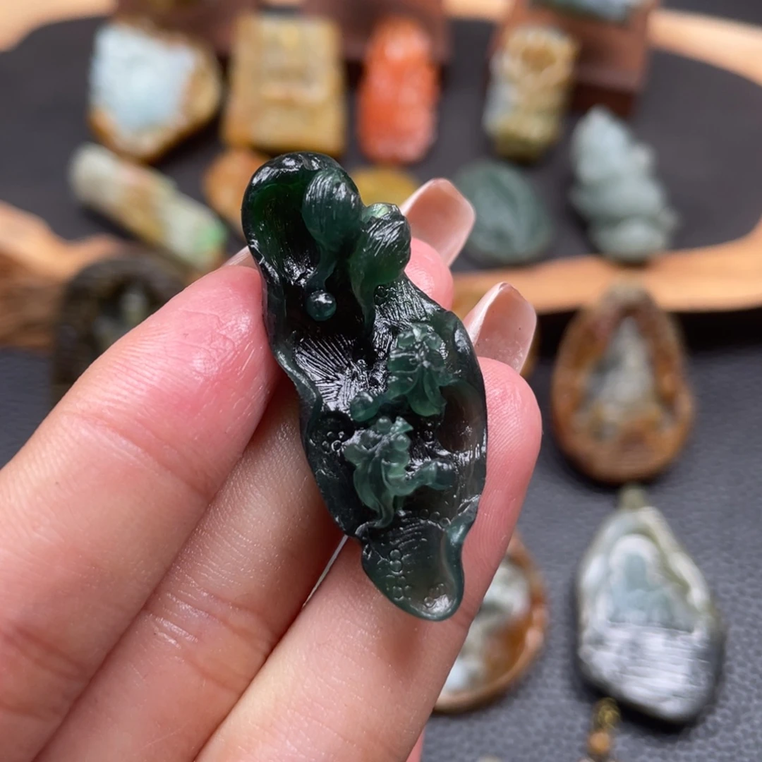 定制翡翠未镶嵌翡翠
