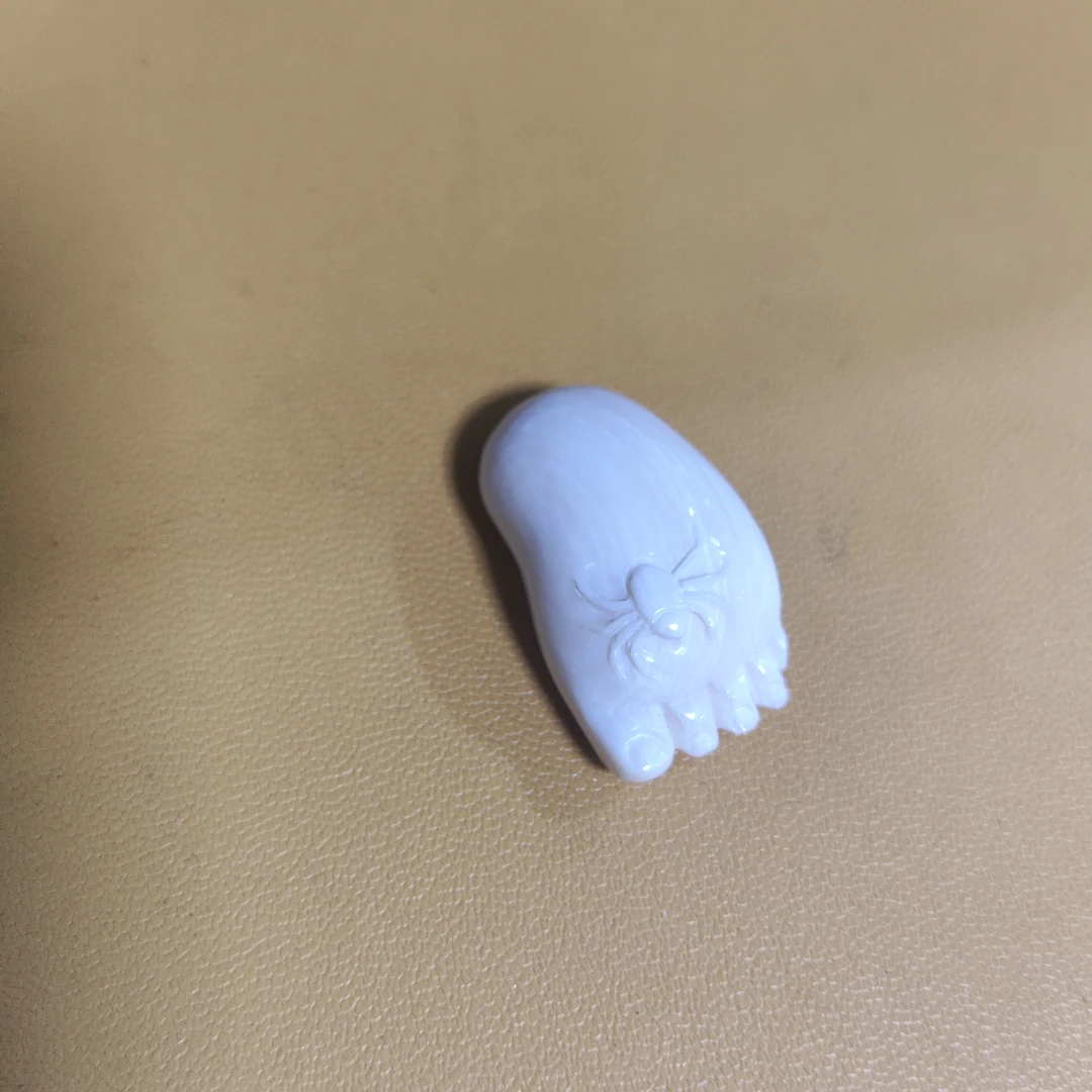 猛犸约4克雕刻件ZL4496