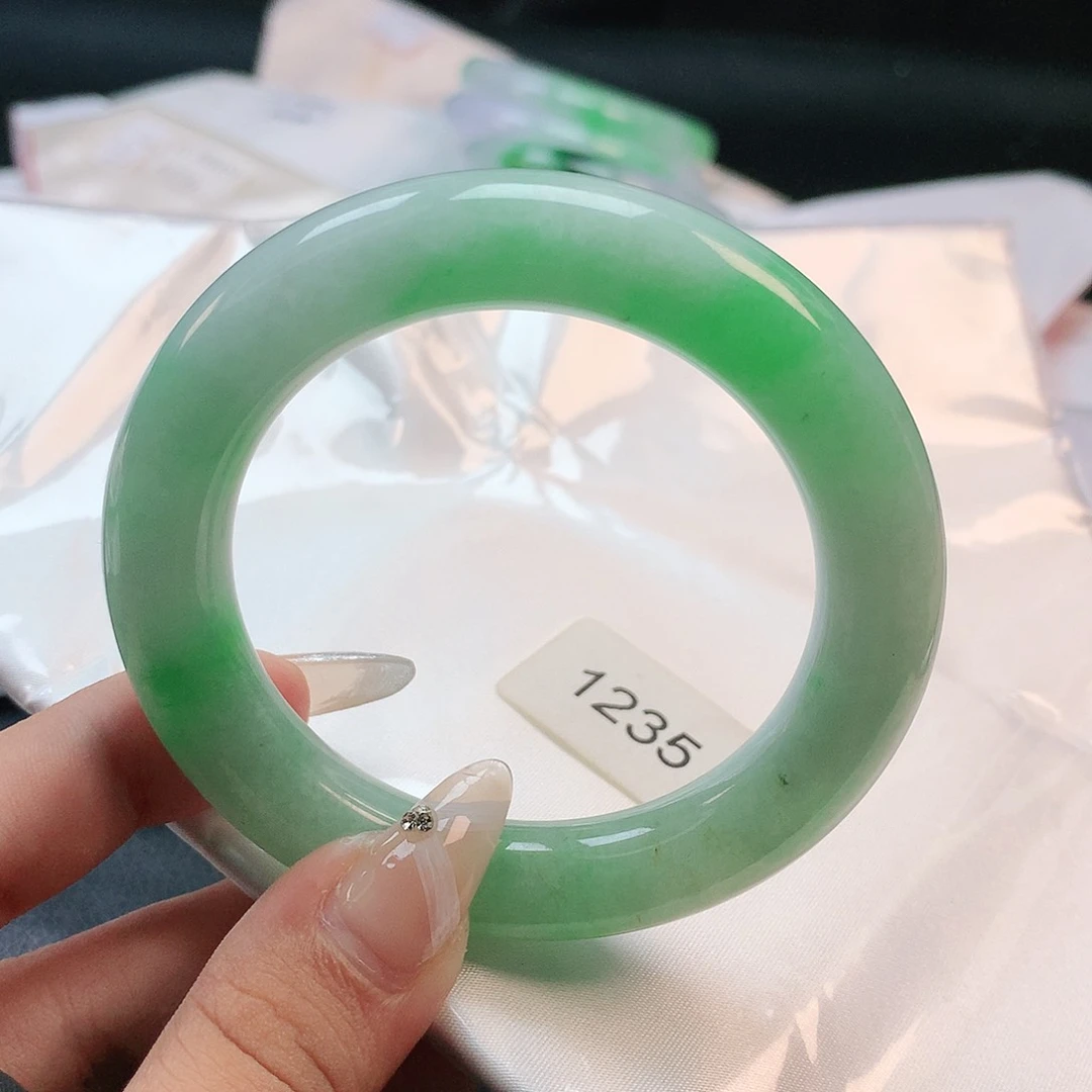 翡翠手镯未镶嵌54 天然缅甸a货翡翠1235