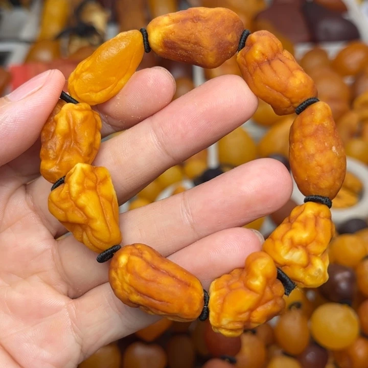 琥珀未镶嵌裸石天然蜜蜡手串