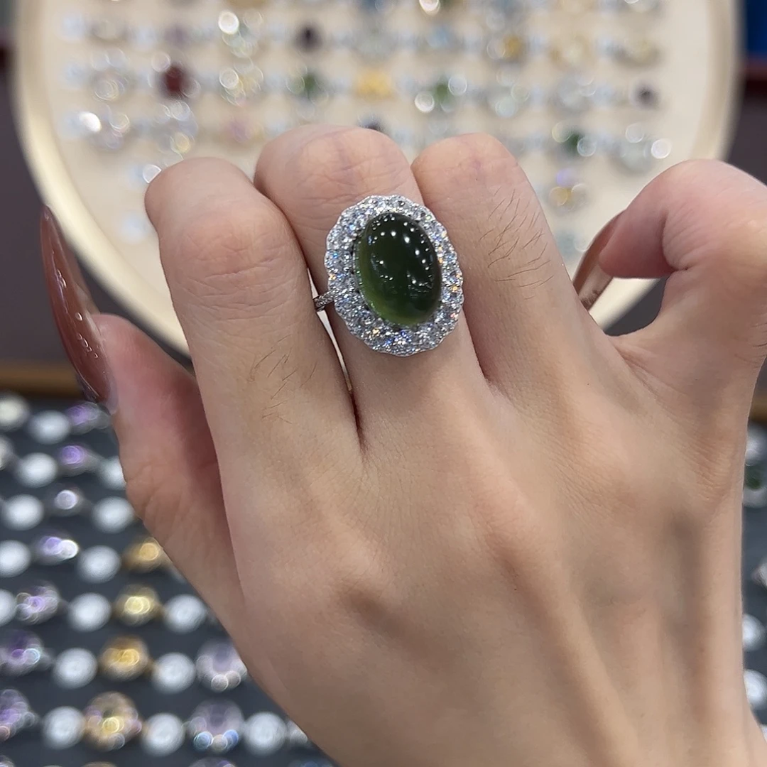 怡***银S925镶嵌蛇纹石玉戒指