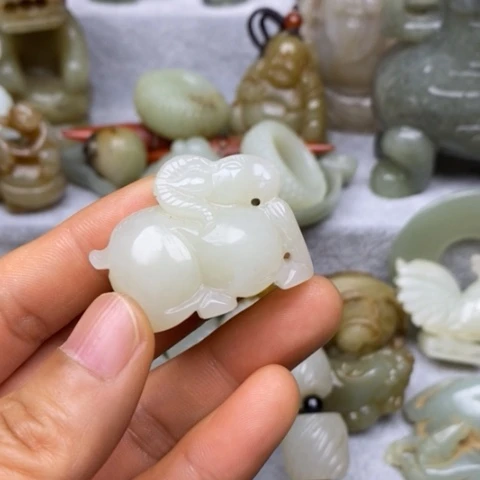 和田玉挂件把件摆件未镶嵌清**面