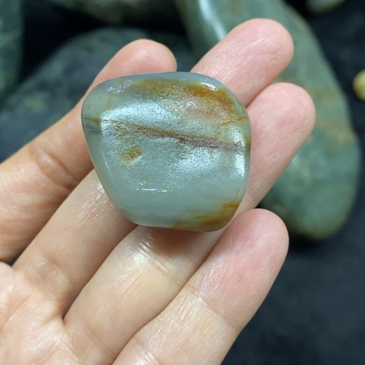 未镶嵌和田玉（糖玉）挂件