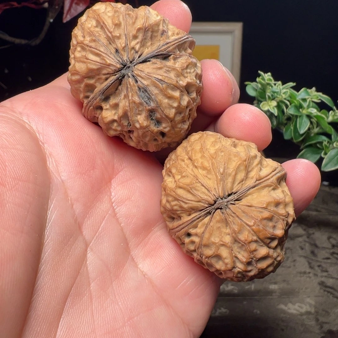 吊坠文玩核桃密纹石斧42mm