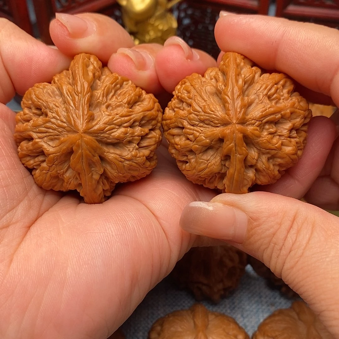 征***途把件文玩核桃46.8全粗筋