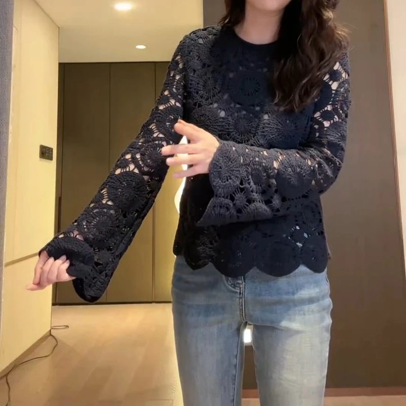 2025新款设计感高级重工蕾丝镂空提花水袖蕾丝衫上衣LK2501277