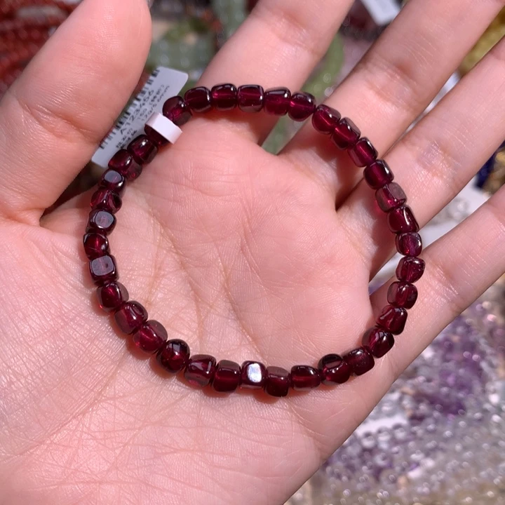 未镶嵌水晶手链水晶