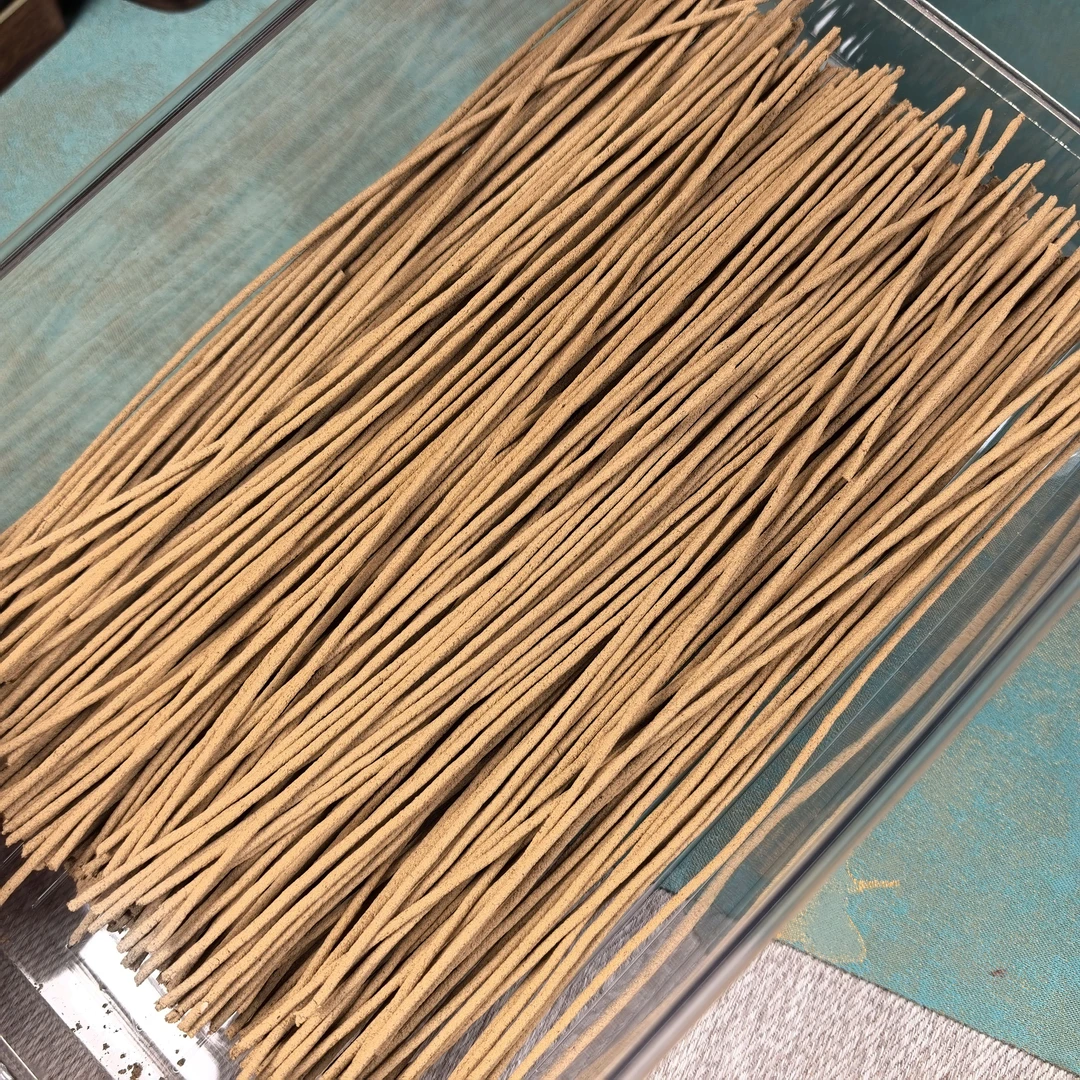 【海南沉香】纯手工海南沉香粉加沉水绿棋楠制线香