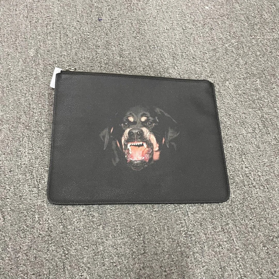 （jp）112 Givenchy 纪梵希 狗头手拿包 均码