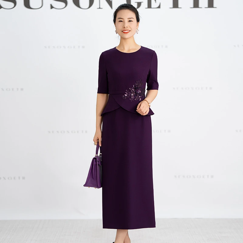 幽紫雅意--首尚格释2025夏季新款立体花片连衣裙直筒裙女